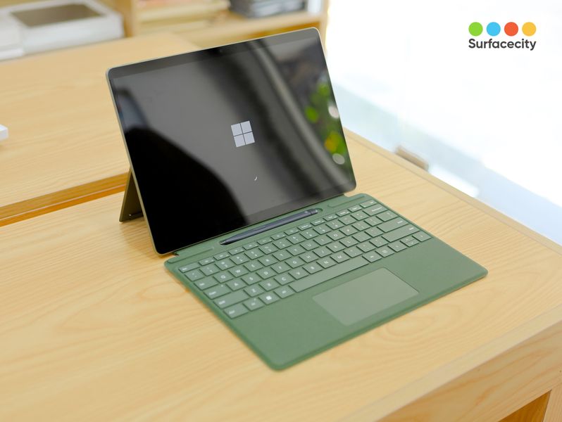 Surface Pro 9 Review với tùy chọn Forest