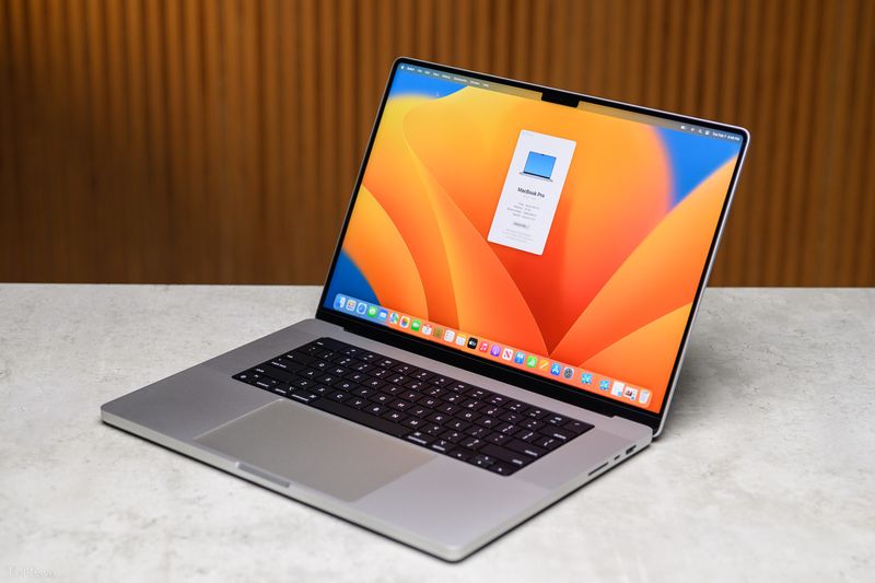 Macbook Pro M2