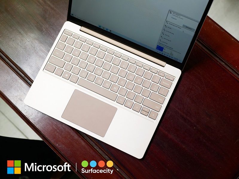 Microsoft surface laptop go