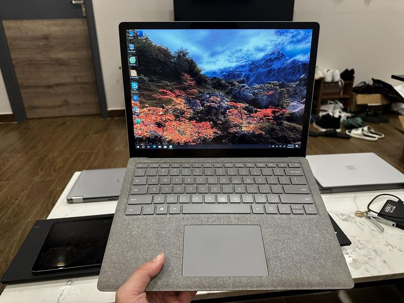 so-sanh-surface-laptop-2-va-surface-laptop-5