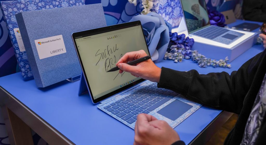 Surface Pro 9 Liberty tại Microsoft Event