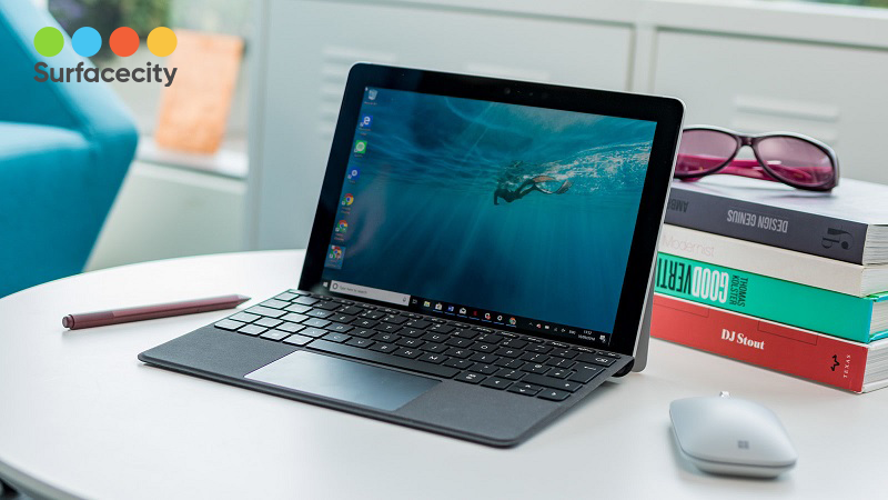 Surface Go 2 sử dụng OS chính là Windows 10