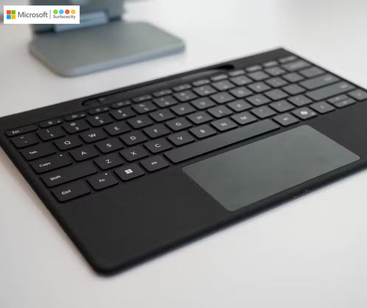 Bàn phím Surface Pro mới