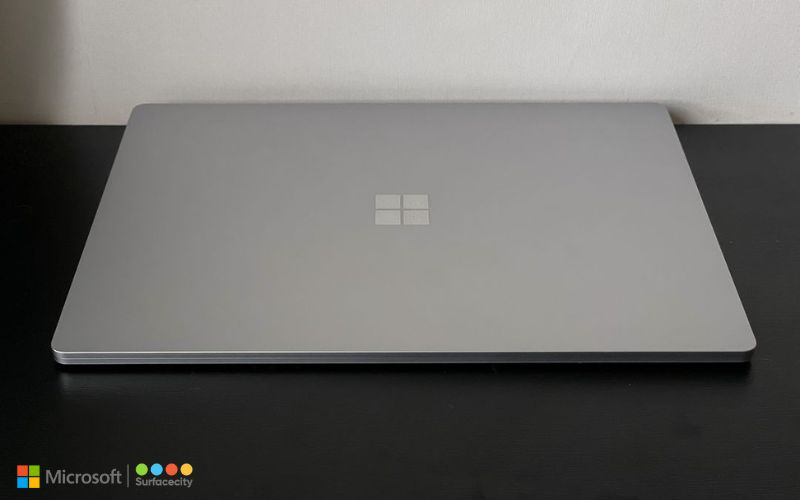 Surface Laptop 5 mỏng nhẹ hơn