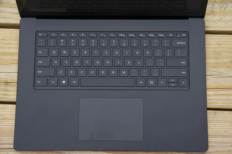 surface laptop 3 cho dân văn phòng