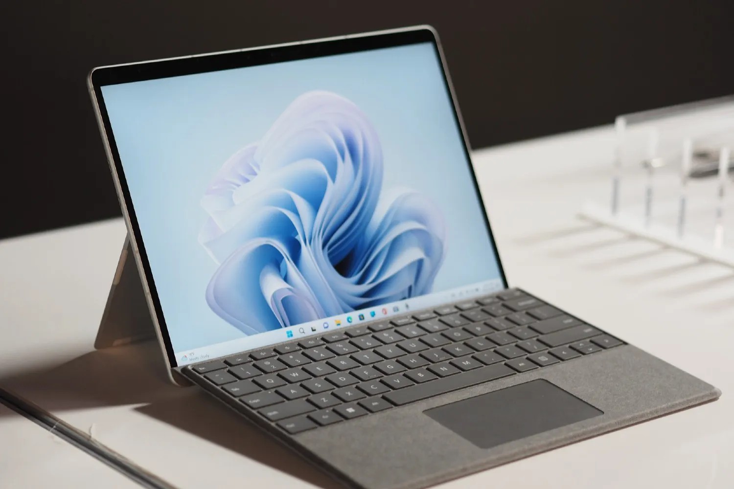 Giới thiệu laptop Surface Pro 